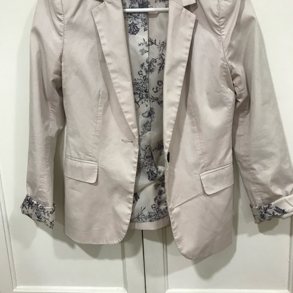 Blush H&M blazer - Picture 3 of 8